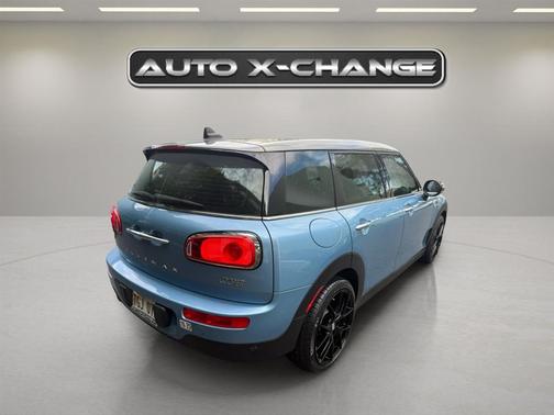 2018 MINI Clubman Cooper