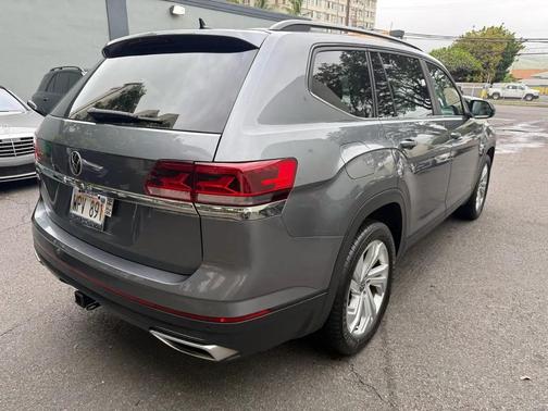 2023 Volkswagen Atlas 3.6L SE w/Technology