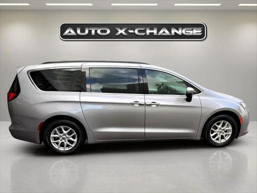 2021 Chrysler Voyager LXI