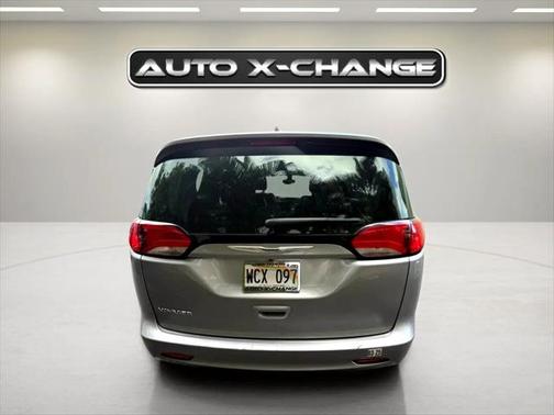 2021 Chrysler Voyager LXI