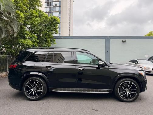 Black 2021 Mercedes-Benz GLS 580 4MATIC