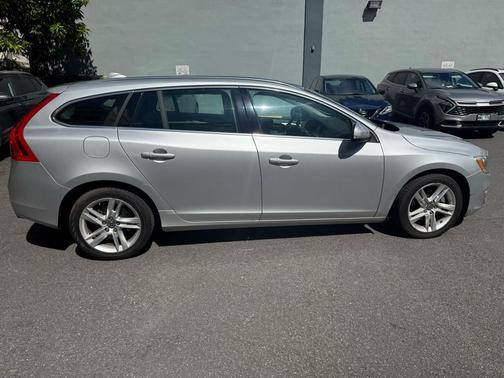 2015 Volvo V60 T5 Premier