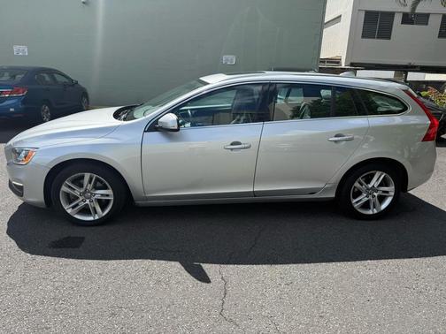 2015 Volvo V60 T5 Premier
