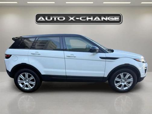 White 2017 Land Rover Range Rover Evoque SE