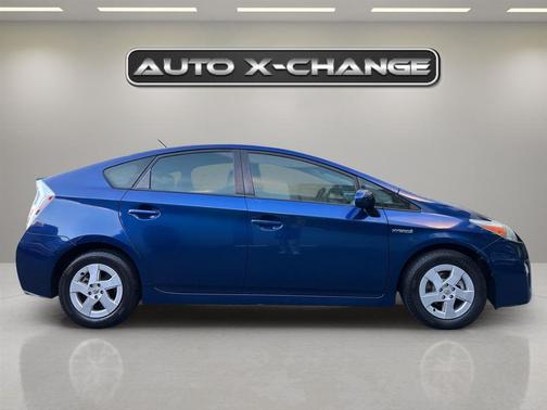 2010 Toyota Prius III