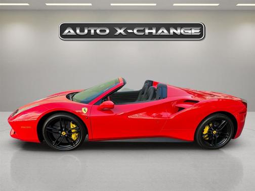 2019 Ferrari 488 Spider Base