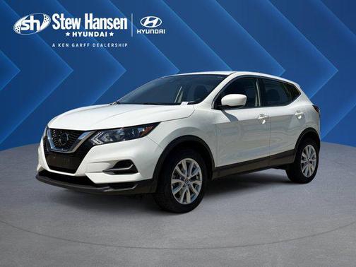 Glacier White 2022 Nissan Rogue Sport S