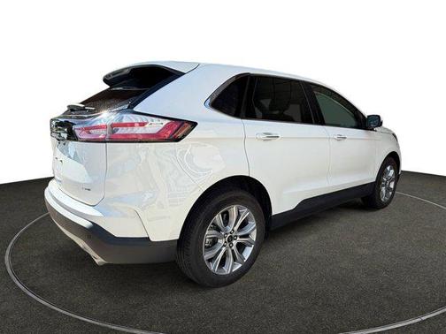 Star White Metallic Tri-Coat 2024 Ford Edge Titanium