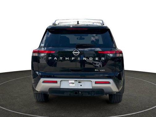 Super Black 2022 Nissan Pathfinder SL 4WD