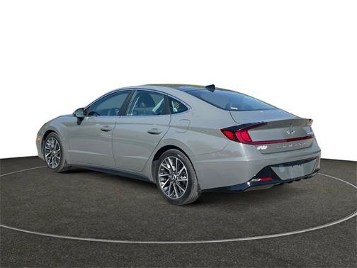 2023 Hyundai SONATA Limited