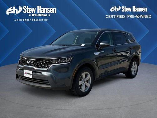 Gravity Grey 2022 Kia Sorento LX