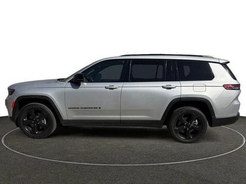 Silver Zynith 2023 Jeep Grand Cherokee L Altitude