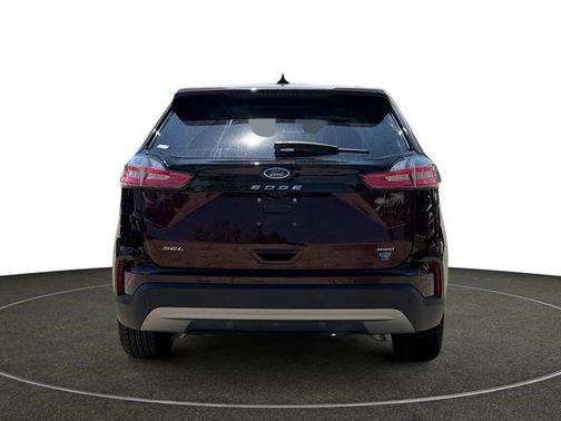 Burgundy Velvet Metallic Tinted Clearcoat 2023 Ford Edge SEL