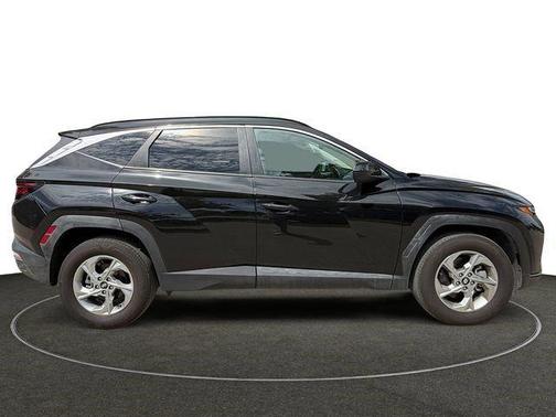 Black Pearl 2024 Hyundai TUCSON SEL