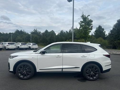 Platinum White Pearl 2026 Acura MDX w/A-Spec Package