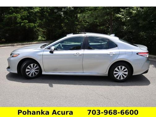2020 Toyota Camry Hybrid LE
