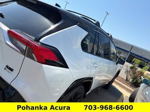 Wind Chill Pearl/Midnight Black Metallic 2025 Toyota RAV4 Hybrid XSE