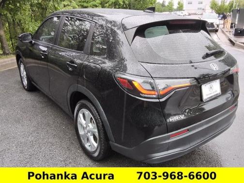 Crystal Black Pearl 2023 Honda HR-V LX