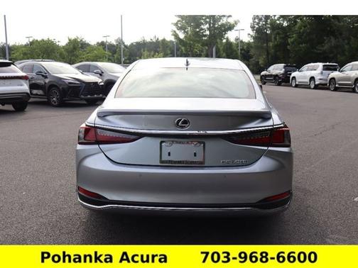 2024 Lexus ES 300h Base