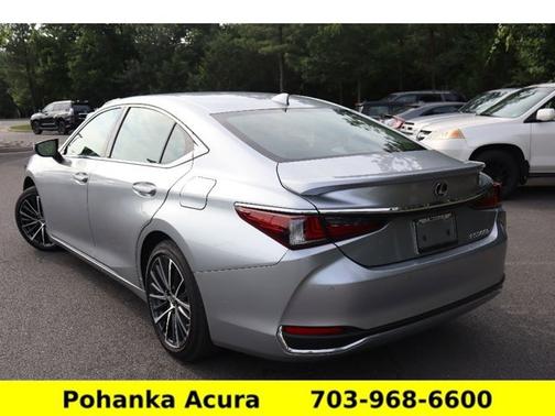 2024 Lexus ES 300h Base