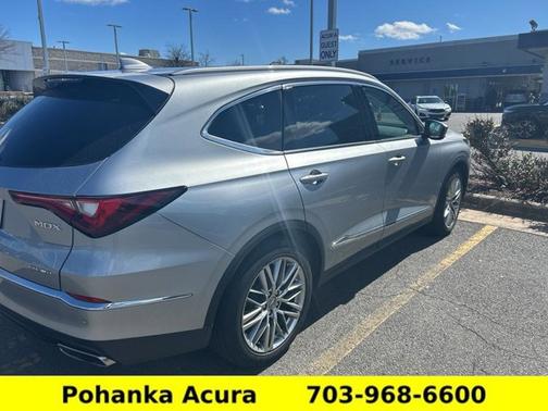 Lunar Silver Metallic 2023 Acura MDX w/Advance Package