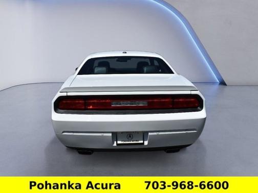Bright White Clearcoat 2014 Dodge Challenger R/T