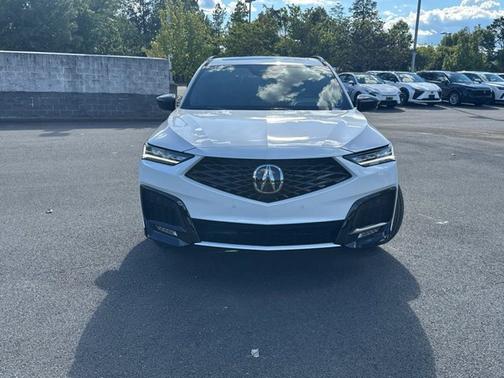 Platinum White Pearl 2026 Acura MDX w/A-Spec Advance Package