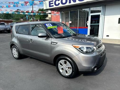 2016 Kia Soul Base