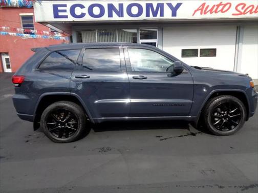 2017 Jeep Grand Cherokee Altitude