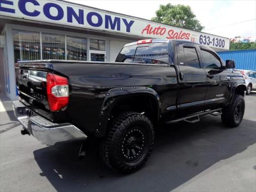 2014 Toyota Tundra SR5