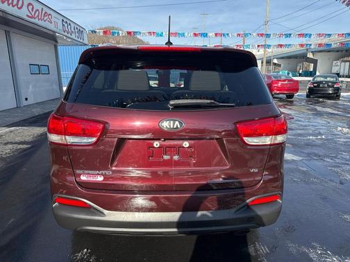 2017 Kia Sorento LX