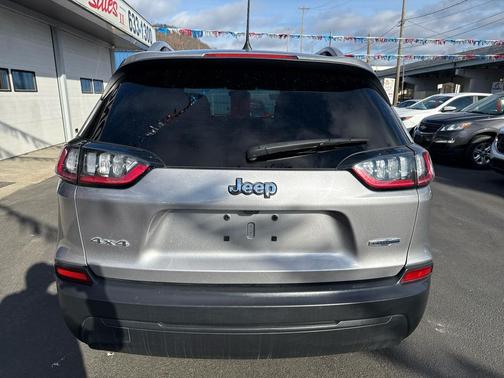 2019 Jeep Cherokee Latitude