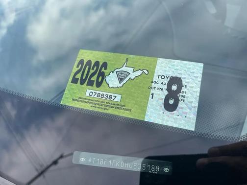 2017 Toyota Camry LE