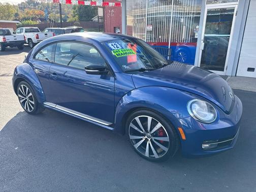 2012 Volkswagen Beetle Base