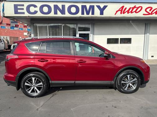 2018 Toyota RAV4 Adventure