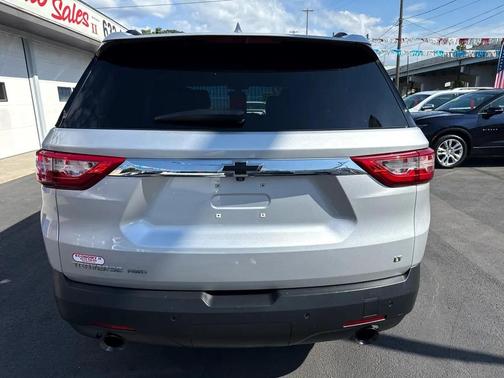 2020 Chevrolet Traverse LT Cloth