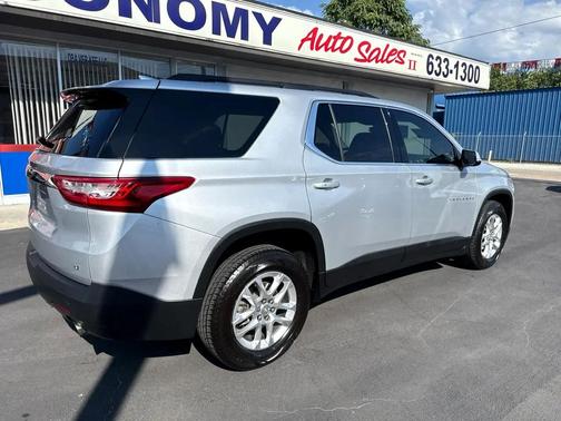 2020 Chevrolet Traverse LT Cloth
