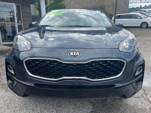 Blue 2022 Kia Sportage LX