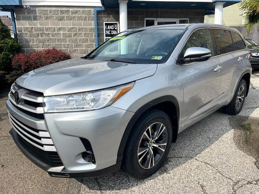 2017 Toyota Highlander LE