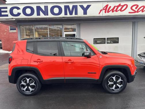 2021 Jeep Renegade Trailhawk