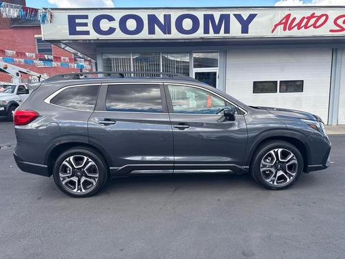 2023 Subaru Ascent Limited 8-Passenger
