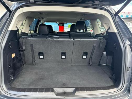 2023 Subaru Ascent Limited 8-Passenger