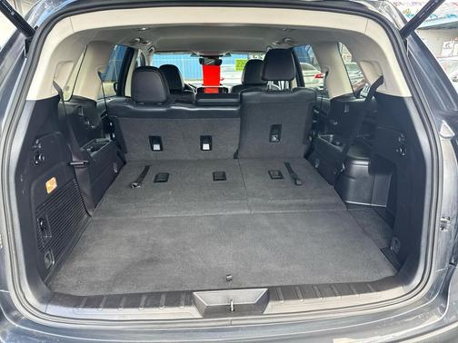 2023 Subaru Ascent Limited 8-Passenger
