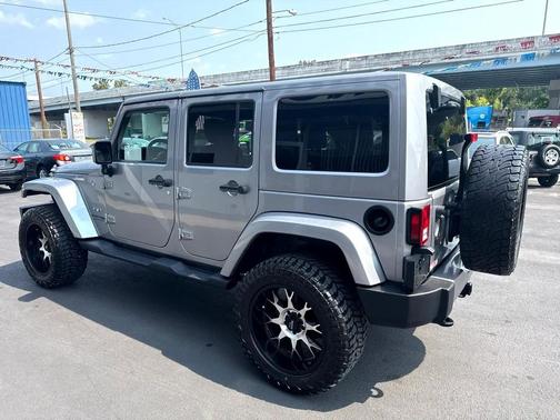 2018 Jeep Wrangler JK Unlimited Sahara