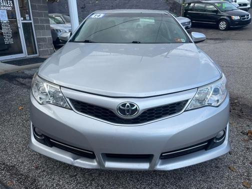 2014 Toyota Camry SE Sport