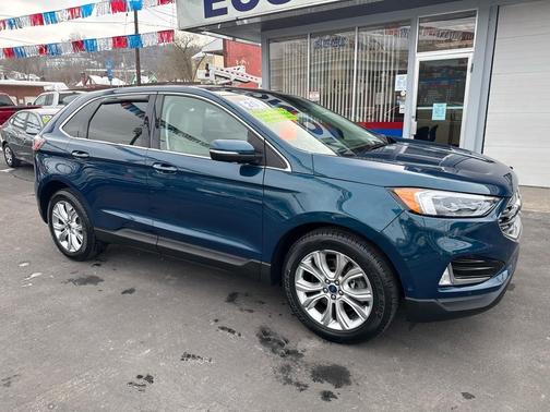 2020 Ford Edge Titanium