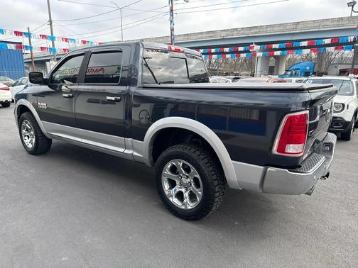 2014 RAM 1500 Laramie