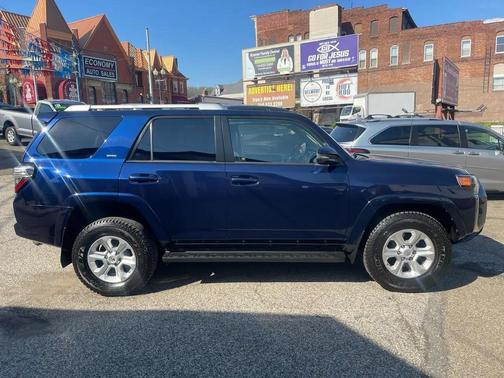 Dark Blue 2015 Toyota 4Runner Trail Premium