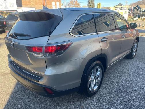 2016 Toyota Highlander Limited