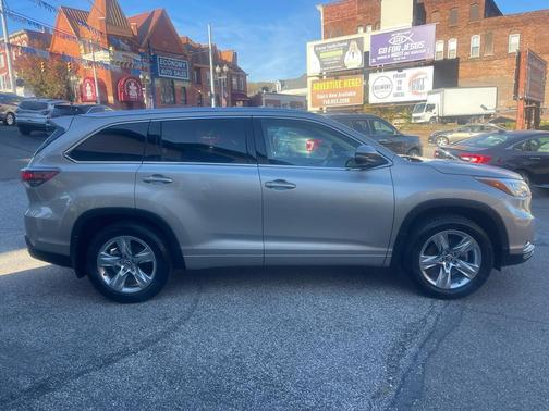 2016 Toyota Highlander Limited